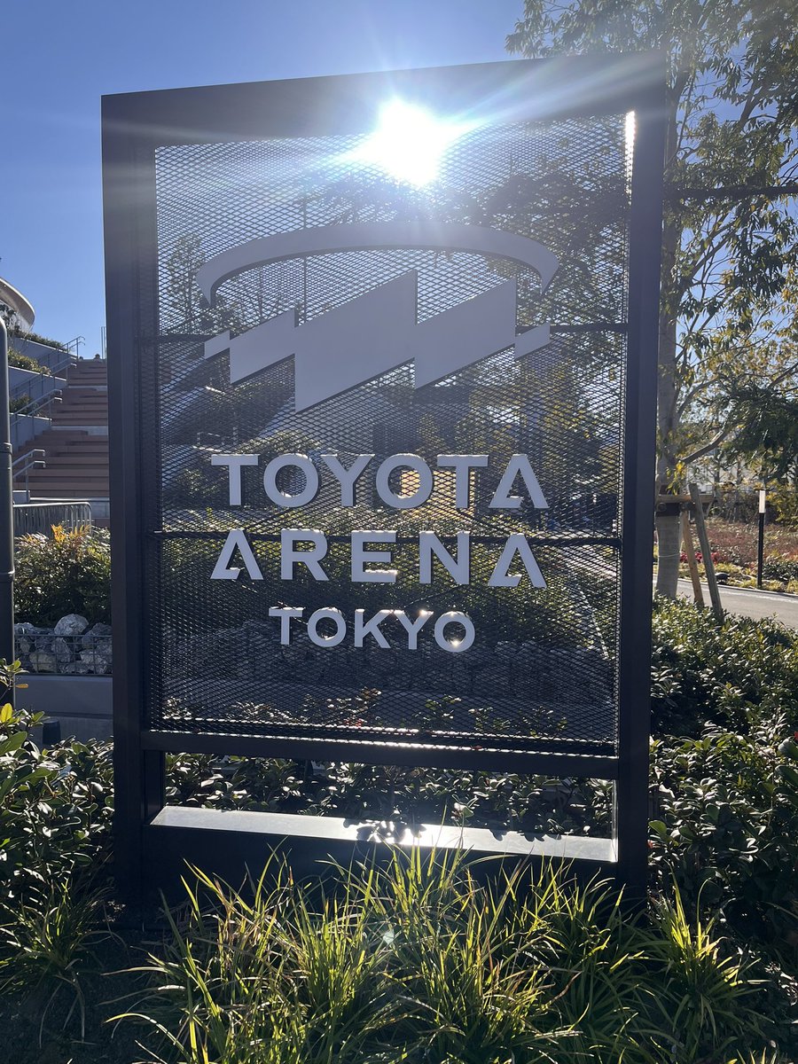 LIVE VISION at 東京
久しぶりに真面目に物販並んでる