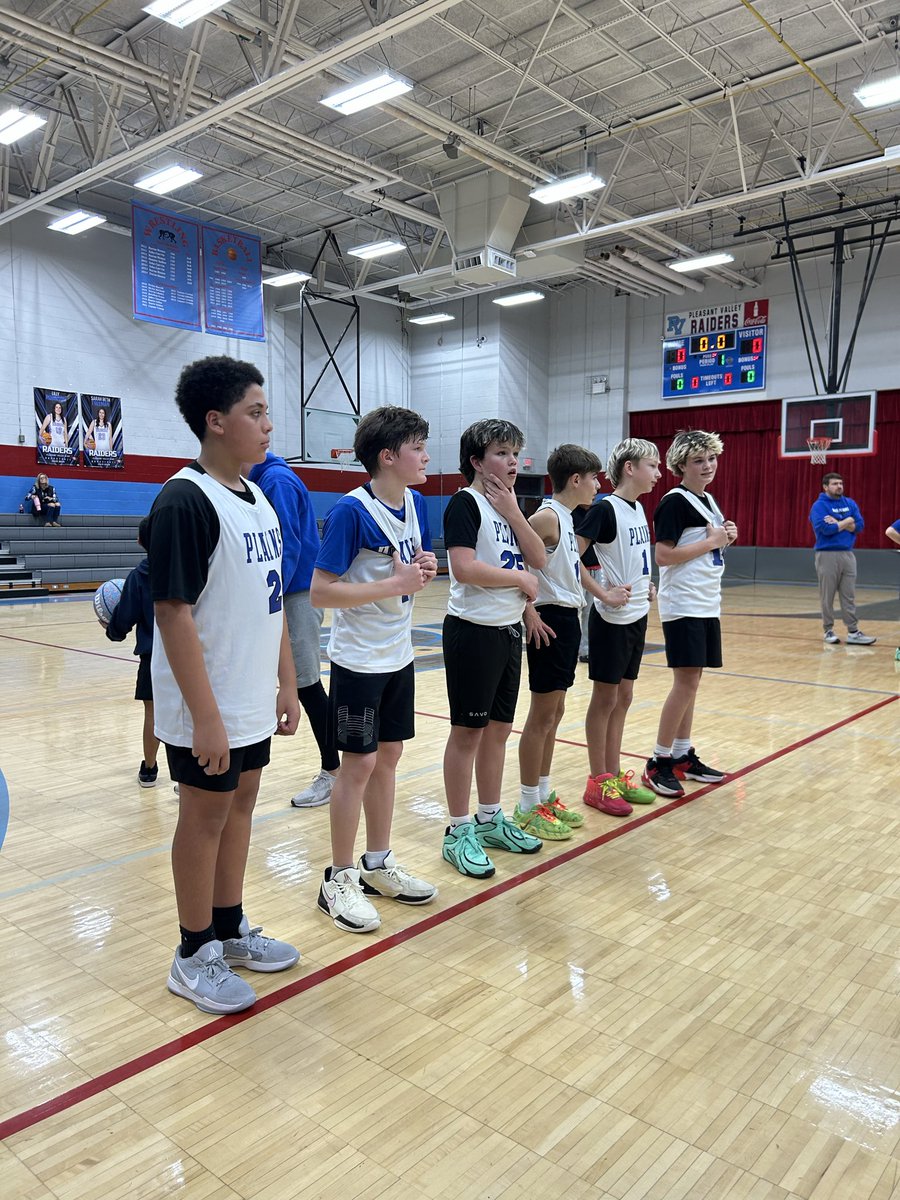 Coach Edwards tweet media