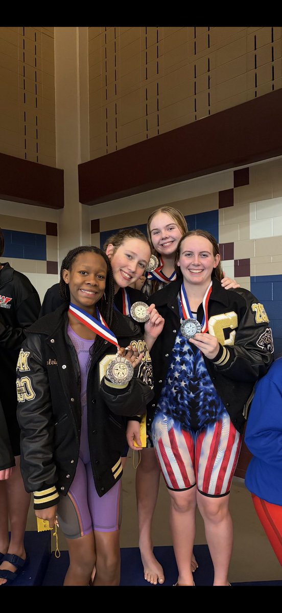 Conroe High Swimming, Diving,& Water Polo tweet media