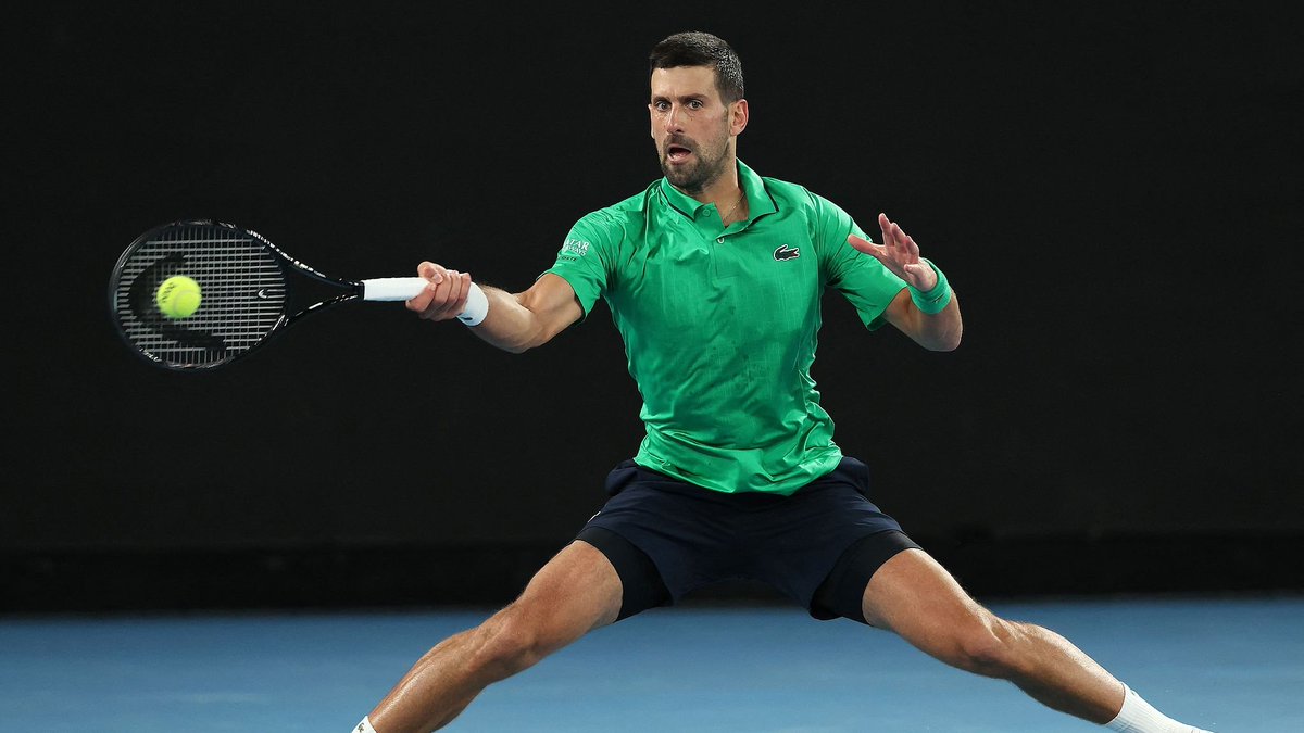 CGTNSportsScene's tweet image. 🎾🤩An even 400 in Grand Slams and 102 at the #AustralianOpen. #NovakDjokovic just keeps setting tennis records.

🇷🇸💪The 24-time major winner became the first player to reach 400 wins in #GrandSlam singles when he beat Botic van de Zandschulp 6-3, 6-4, 7-6 (4) on Saturday night.