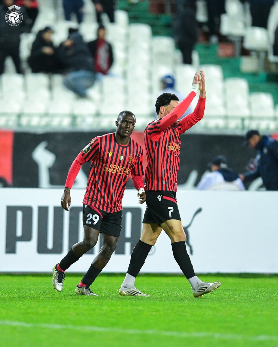 SWorld77267's tweet image. 🏁 USM ALGER 2-0 Djoliba AC

📊 USM Alger secured their third consecutive victory in Group A of the CAF Confederation Cup with a 2-0 win over their Malian visitors, Djoliba.
⁦#TotalEnergiesCAFCC  #𝗔𝗹𝗹𝗲𝘇𝗹𝗲𝘀𝗿𝗼𝘂𝗴𝗲𝘀 ⚫🔴