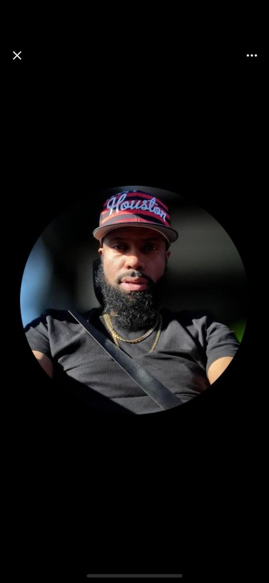 EditingEffects's tweet photo. @Lulez2 Wanna be Uncle Tom https://t.co/10MFuIv2LV