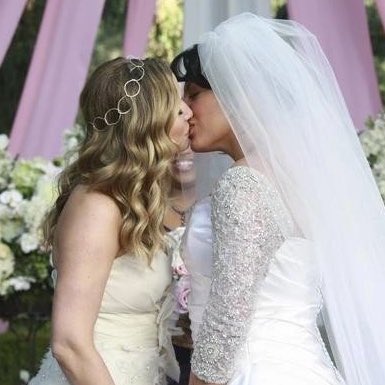 “first main gay characters/couple on a mainstream show” greys anatomy had a wlw couple get married in 2011 are we serious