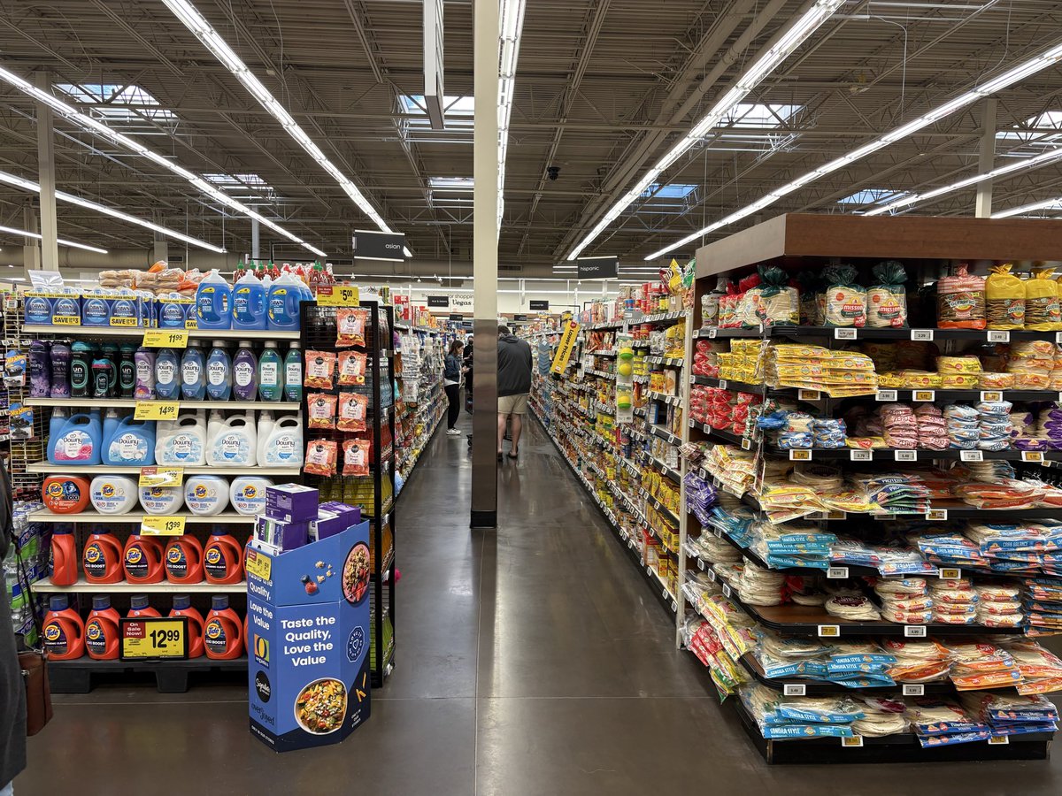 Reveal Marketing tweet media