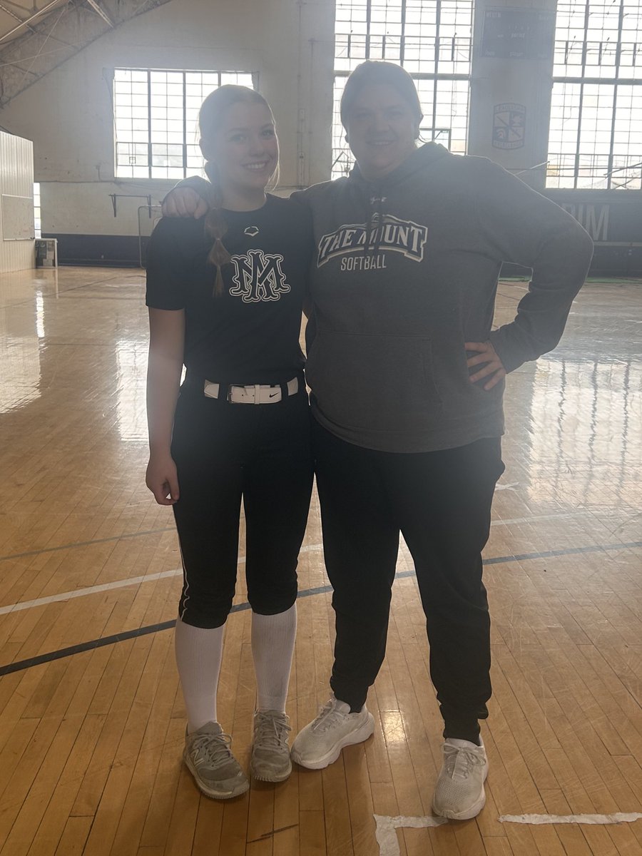 Claire Larson 2029 tweet media