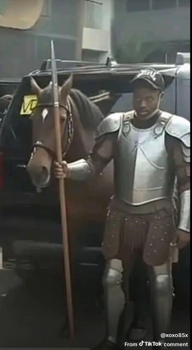 NEFERTITI tweet media