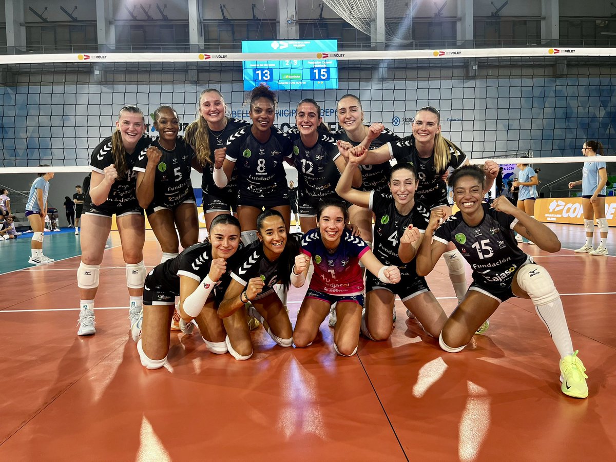 Club Voleibol Esquimo🏐💚 tweet media