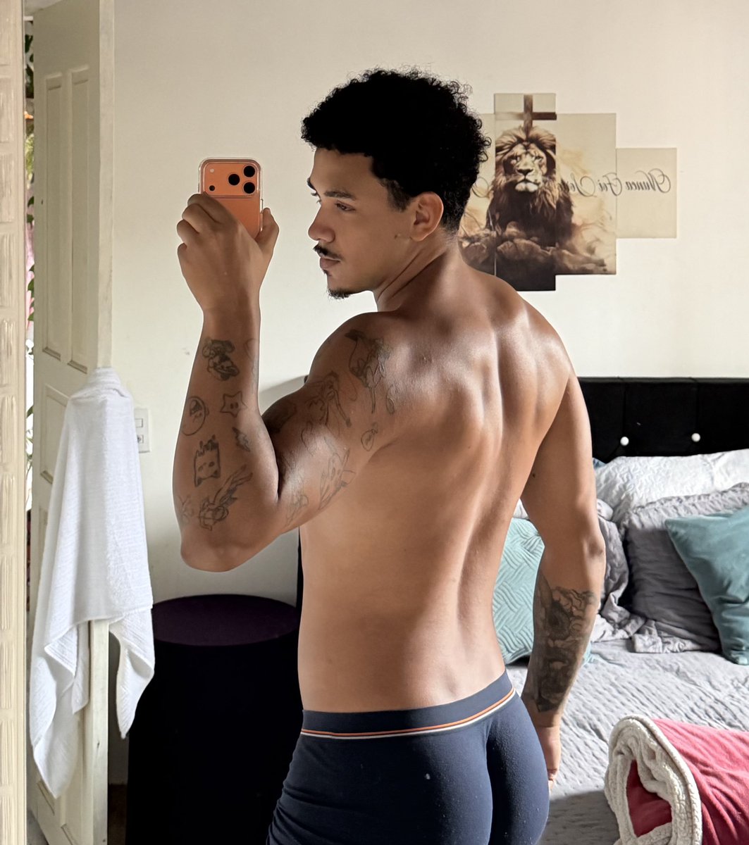 Ryan Santos (@ryansat0s) on Twitter photo 