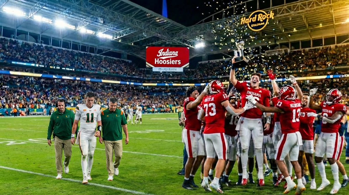 CollegeScoutFB's tweet image. It was all set up for an amazing CFB finish.  #Miami gets the ball back, enough time to score.  Be patient but intentional.  Just get the ball to the playmakers.  Lock in, play smart.  Be confident, we are optimistic.  And then BOOM…it ended.  

#NationalChampionship…