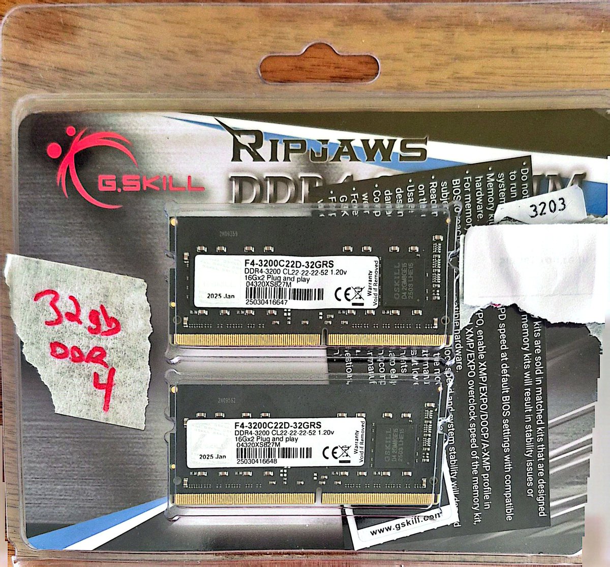 dmcjeff's tweet photo. Memory &amp; Storage upgrades available for install in Barrie same day service. On-site available. Call Jeff at 705-623-7373 or info@computercornerbarrie.com https://t.co/9uaMxjUofV