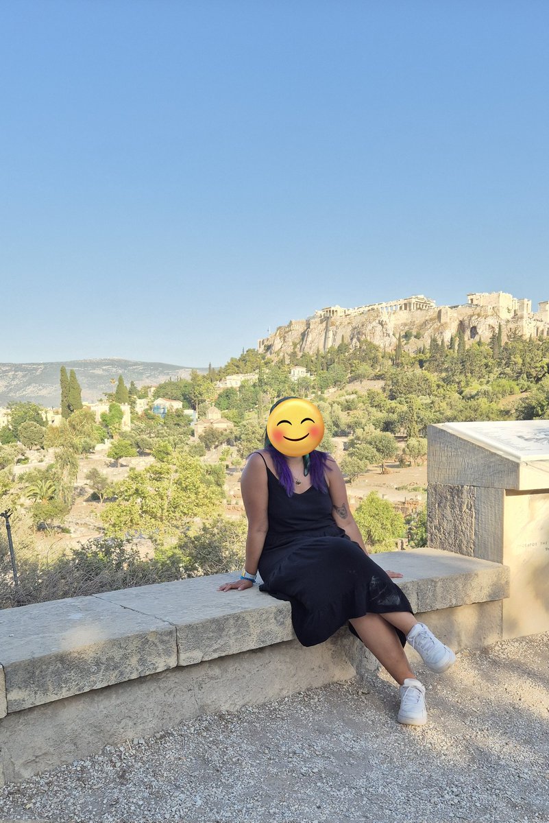 _eritrocito's tweet image. Mauricio, jamás dije que tengo *mucha* plata, dije que si tuviera 23M no me los gastaría en un fin de semana en Medellín.

En todo caso aquí están mis foticos en Atenas y Paros 🇬🇷.