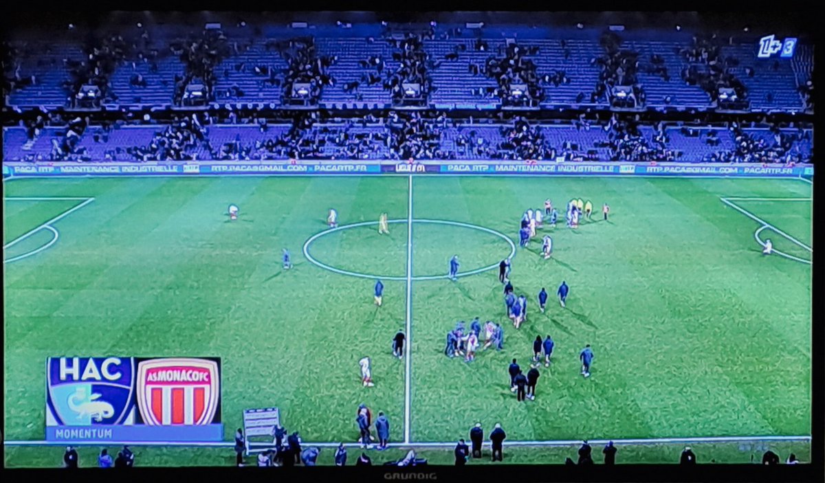 ⚽️ Havre AC 0 - 0 AS Monaco.

🏟 C'est pas un match qui restera dans les mémoires, mais c'est mine de rien un bon point de pris je trouve👍, face à une equipe taillée pour viser le top 4 en Ligue 1.

➡️ Place au choc face à Lens à Bollaert, avec un parcage qui débordera ! 😍🇧🇼