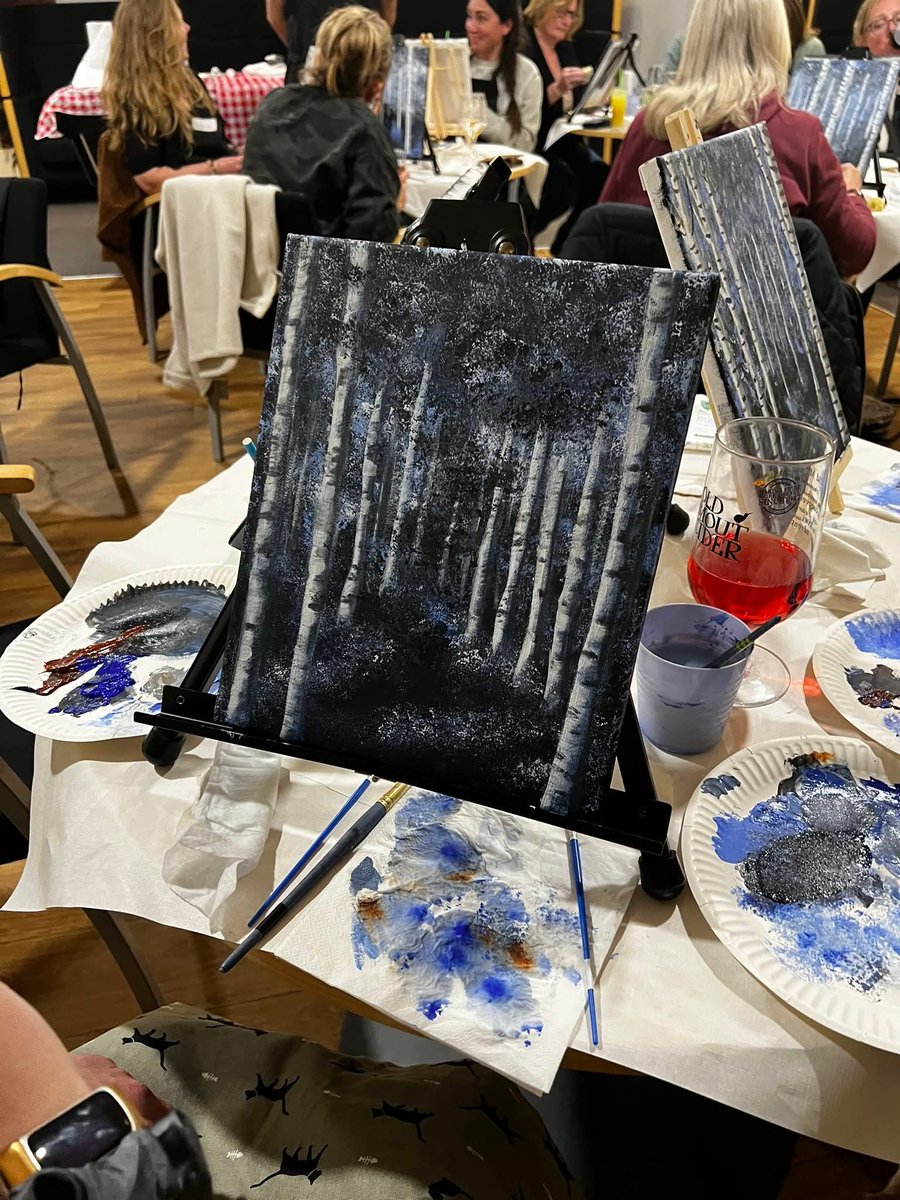 CoffeeCurls's tweet photo. Went to a Paint &amp; Sip thing last night and I don't actually hate the outcome https://t.co/haIF3kL5po