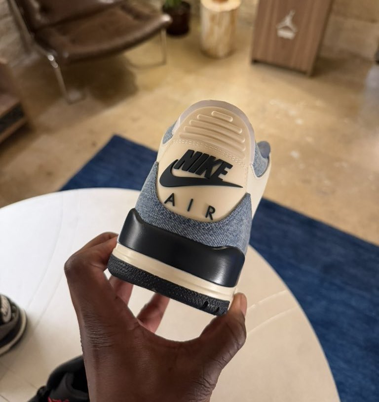 INSANE SNEAKER™ tweet media