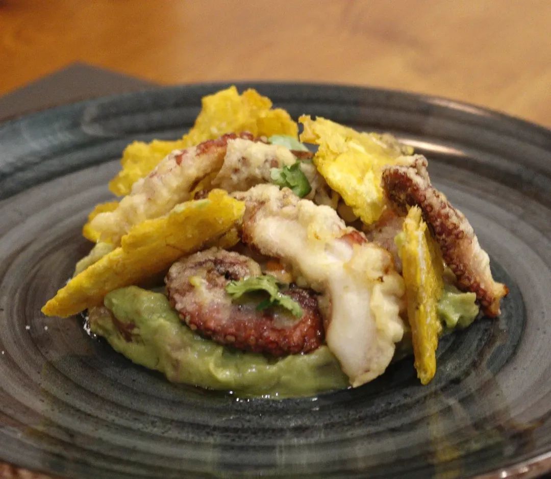 💬 Jornadas del Pulpo.
Guacamole, chicharrón de pulpo y patacón… Platos llenos de sabor, tradición y ese toque irresistible que te hace volver.
Te esperamos en El Calecho para saborear el pulpo como nunca.

📍 plaza San Martín n ° 9  León.
☎️ : 987 254 287.
.
.
#elcalecholeon l