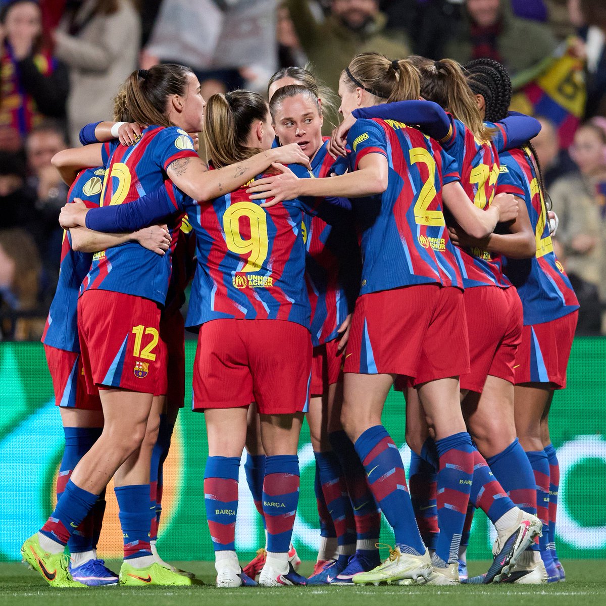 ¡𝐒𝐮𝐩𝐞𝐫𝐜𝐚𝐦𝐩𝐞𝐨𝐧𝐚𝐬 de España!

🏆 El Barça se impone al Real Madrid en la final y logra el primer título de la temporada.

👏 ¡Qué grandísimo espectáculo por parte de los dos equipos!