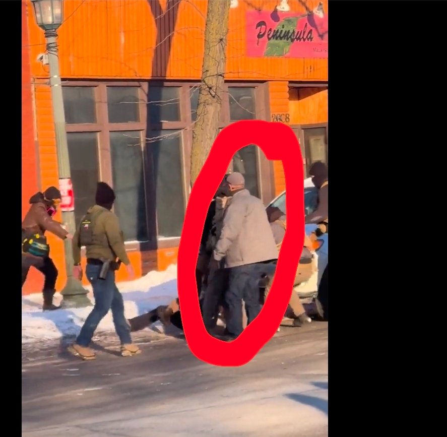 Pierce22884's tweet photo. @RafaelRomoCNN 

This is one of the better videos and shows an officer in gray jacket remove the handgun...

https://t.co/Y0E6CXo9CF https://t.co/wLWVRXAkfO