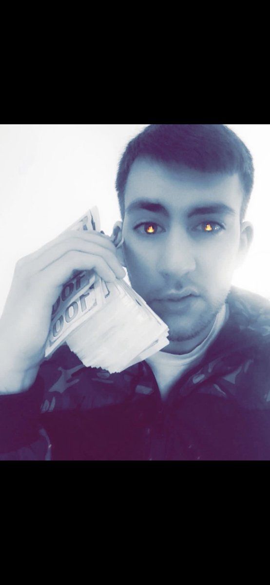 WinnersClub_CEO's tweet image. Been Getting To This Money Since A Youngin 💰😭
#ThrowBack #Almighty