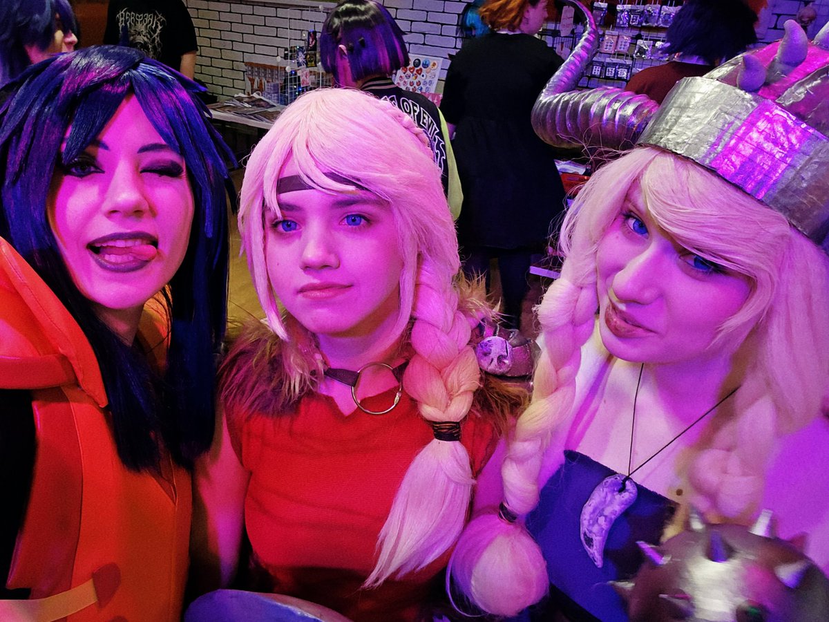valeriefreshor1's tweet photo. First festival at this year done hehe
Not a won a first place, but won a special prize, again heheh
As always it was fun and just look at this cuties bunnies ✨️❤️
.
#extremeghostbusters #extremeghostbusterscosplay #ghostbusterscosplay #kyliegriffin #kyliegriffincosplay https://t.co/hwjEYS3g33