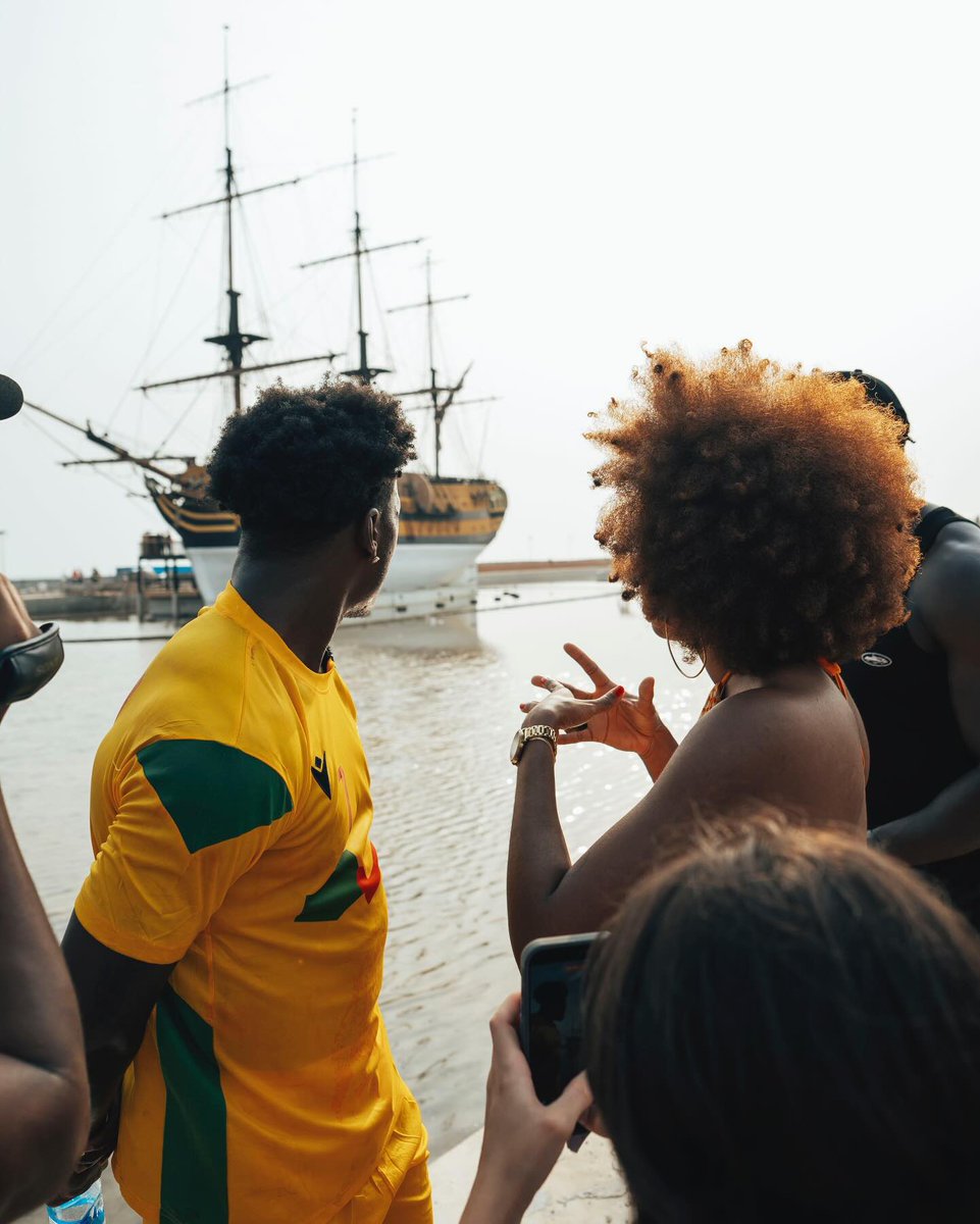 EƲE PRIDE tweet media