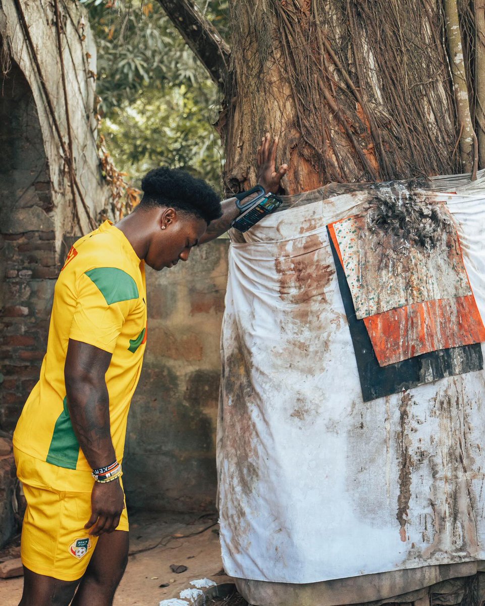 EƲE PRIDE tweet media