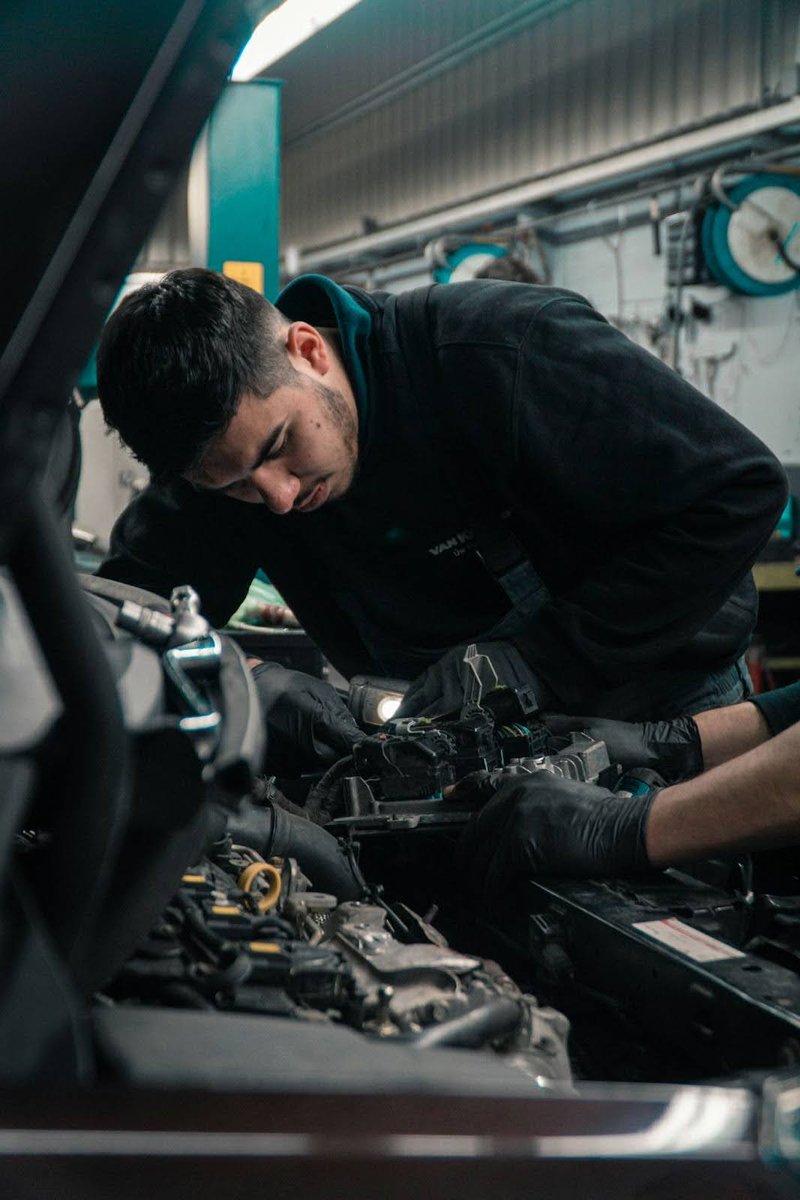 Check out this automation and manufacturing technician training project at Bismarck State College in North Dakota that is working to develop a strong recruiting, training, and career advising program for future technicians. Read more here: atecentral.net/r39787/develop…