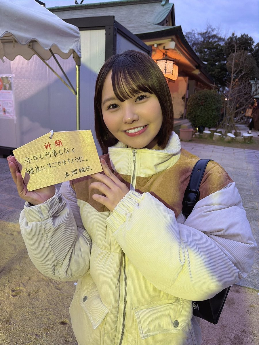 これ無理じゃないかな～ライバル視してる女は多いだろうし…
けど何事も「なかったように」するのはできると思う
#レズバトル
#キャットファイト