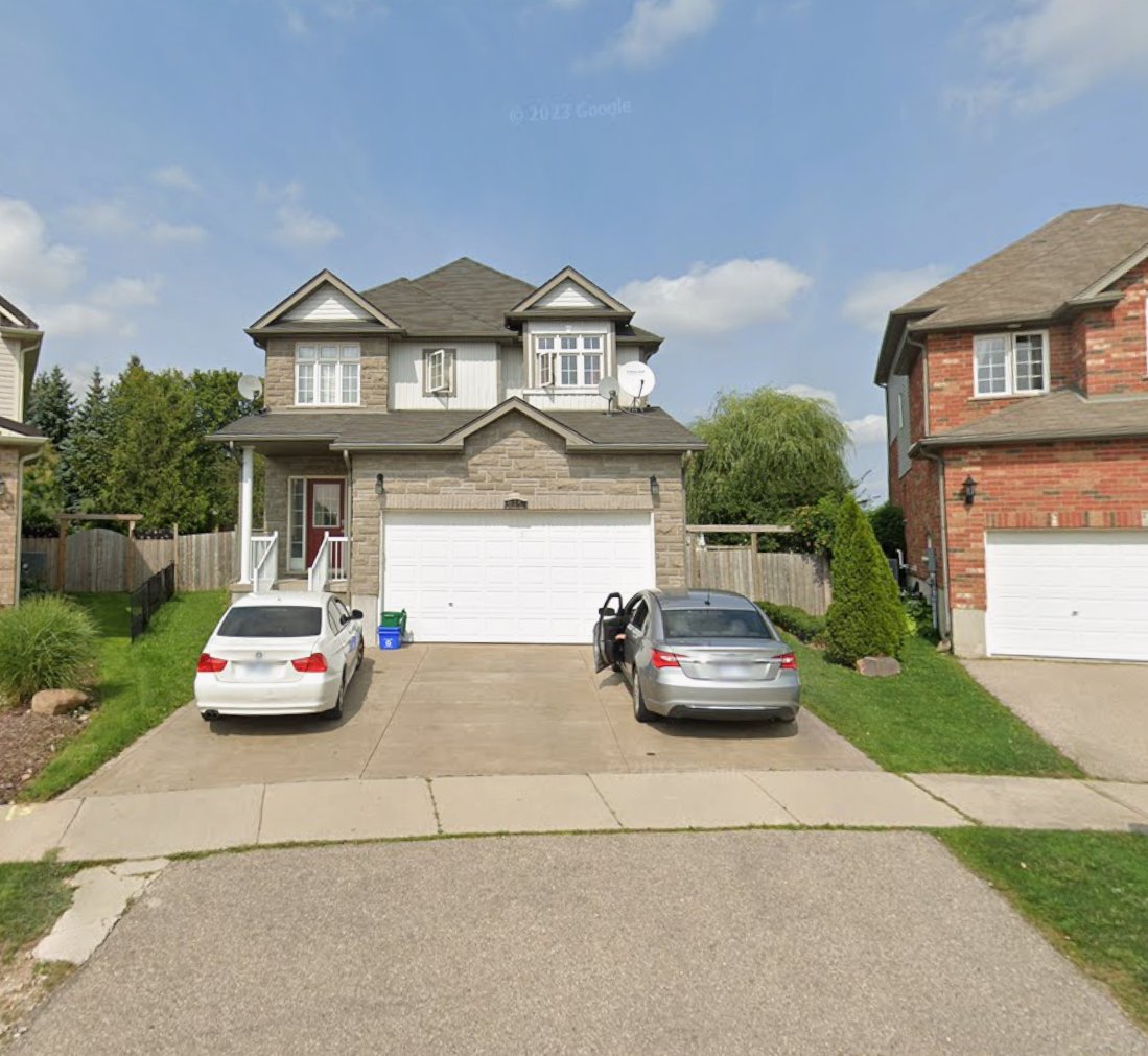 Media371's tweet image. Waterloo Regional Police investigating a fatal stabbing at a home on Garden Path Place in #Kitchener on Friday evening. Male victim pronounced dead on scene. 26-year-old male charged with second-degree murder.  @ROWParamedics @WRPSToday