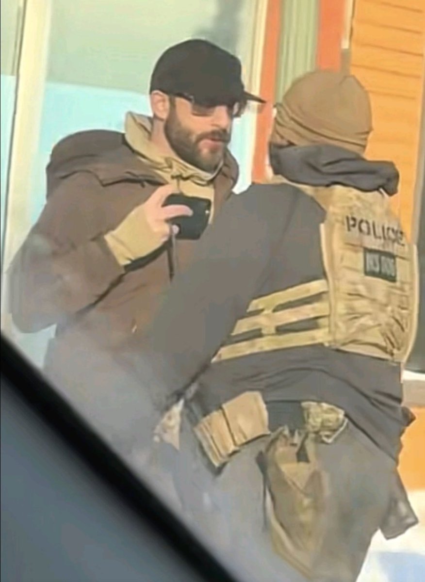 Becca_Love7000's tweet image. Alex Pretti was a U.S. citizen, Minneapolis resident, and registered nurse. He was recording what was happening while trying to help a car get through. He was pushed and pepper-sprayed, then tackled and beaten when he tried to help others who were also sprayed. He was murdered.