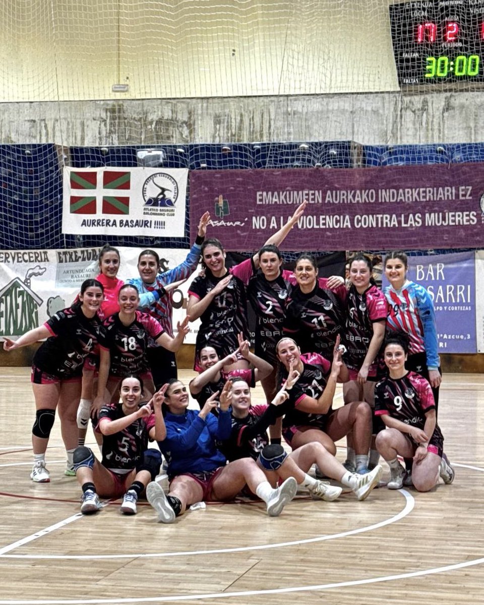 Yo quiero que me deeeeeees una victoria nada más 😏

⚫️🔵 #SinfínEsUnSentimiento #JuntasPorUnSueño