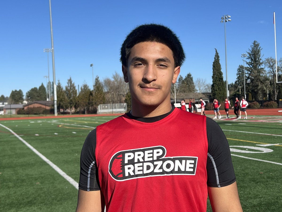 AndrewNemec's tweet photo. At @PrepRedzone Stock Up Showcase, 2028 Glencoe RB @AbrahamCastro67 (3.8 GPA) got next in a backfield that has churned out 1,500-yard-plus backs. 
Also like his QB, @Nolan_Wolfe2028. https://t.co/uNCRRErAoH