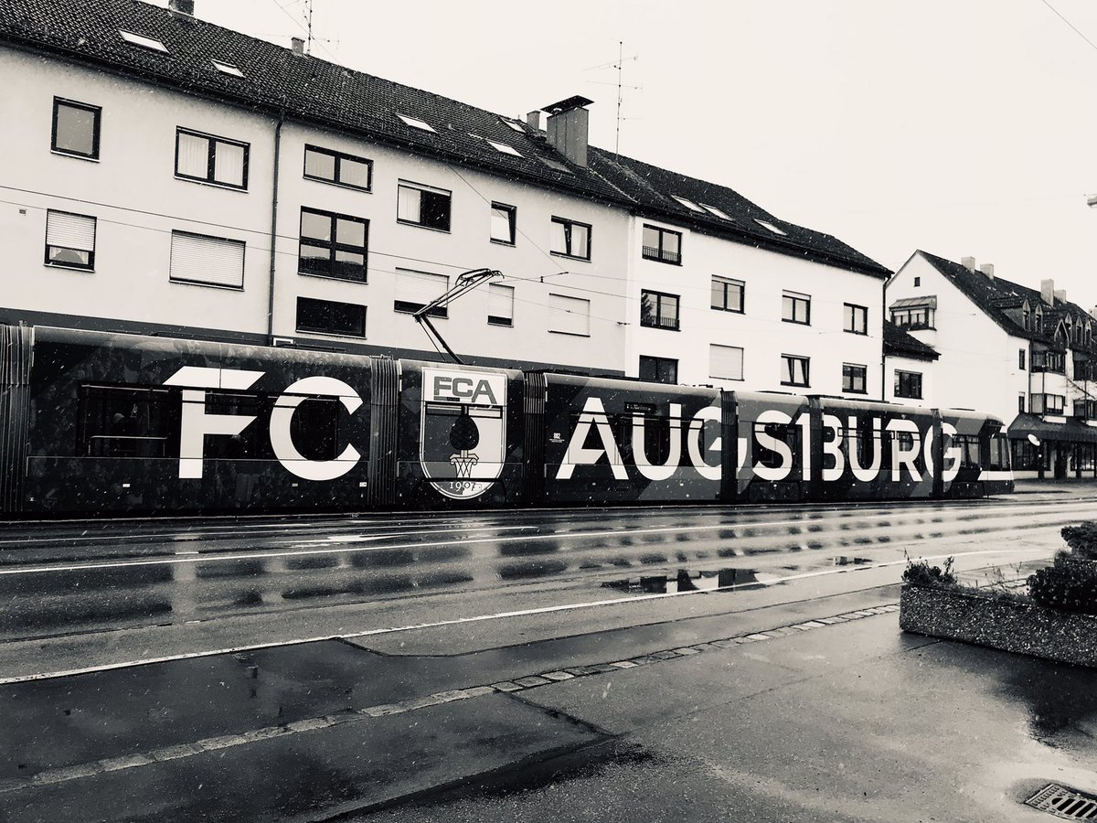 Danke lieber Nachbar und viele Grüße aus Augschburg ❗️👋🫶

#FCBFCA #Klassenerhalt1.0 #FCA 
#DeutscherMeisterIstNurDerFCB 💪