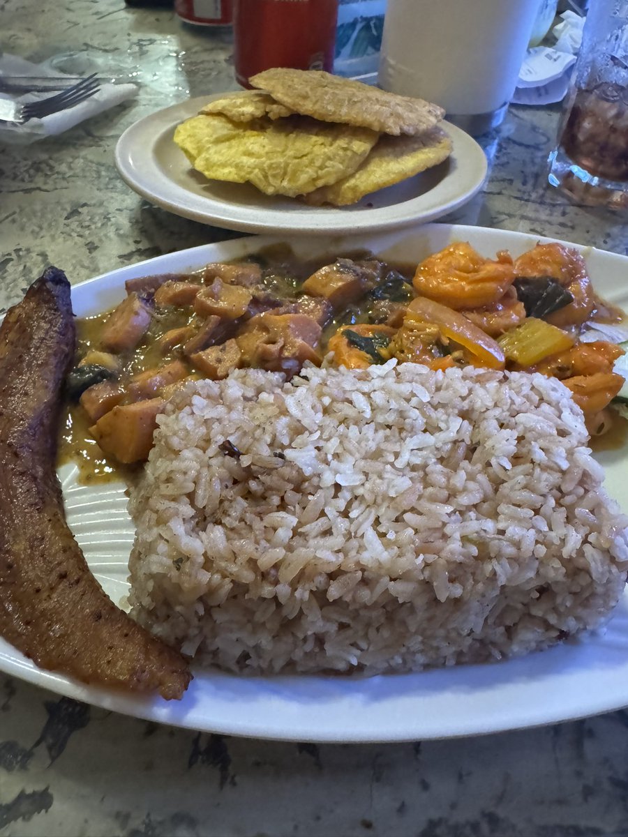 Imposible venir a Colón y no visitar al gran Tinte en Dos Mares!!!!