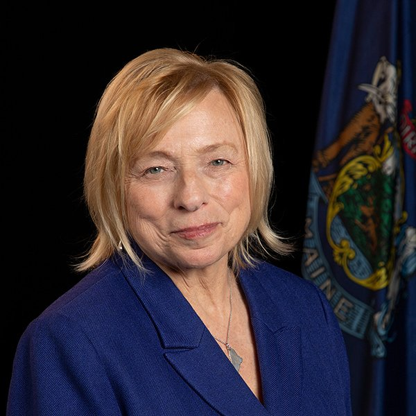 EricLDaugh's tweet image. 🚨 JUST NOW: Maine Gov. Janet Mills DEMANDS a meeting with President Trump and that he immediately withdraws every single solitary ICE agent from Maine after today's Border Patrol shooting in Minneapolis

SCREW OFF! Never happening. SEND MORE!