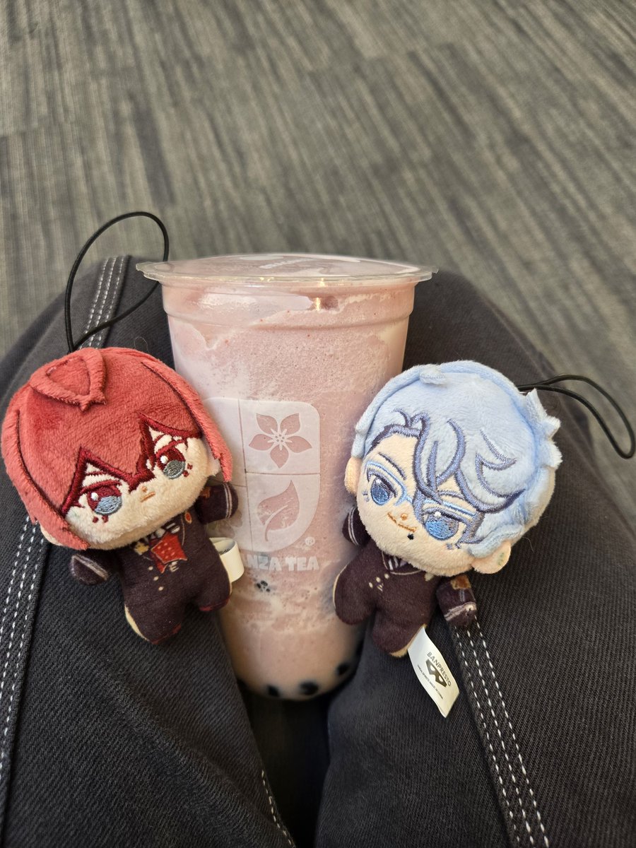karaageandtarts's tweet photo. mall drink https://t.co/niuTZQ5P6b