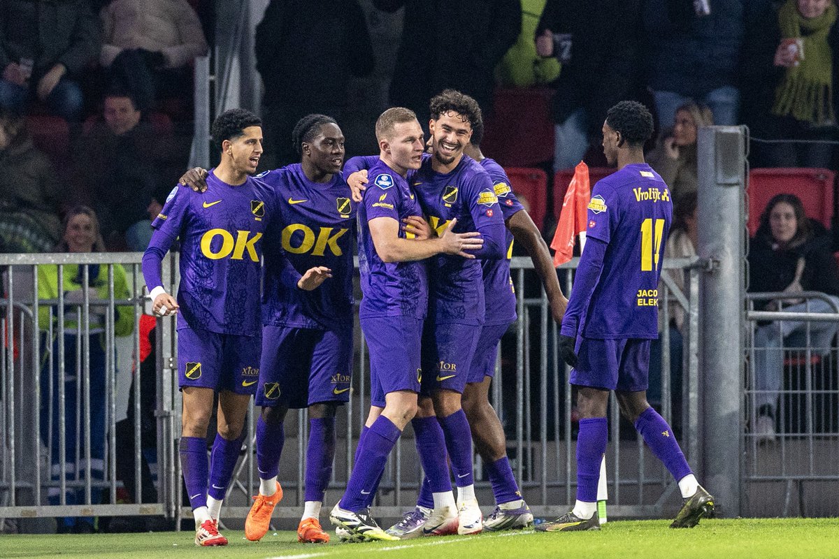 ADSportwereld's tweet image. PSV maakt in extra tijd toch nog gelijk tegen dapper strijdend NAC Breda, dat vanavond lange tijd droomde van eerste competitiezege in het Philips Stadion sinds 1995 ad.nl/article/~a2b61…