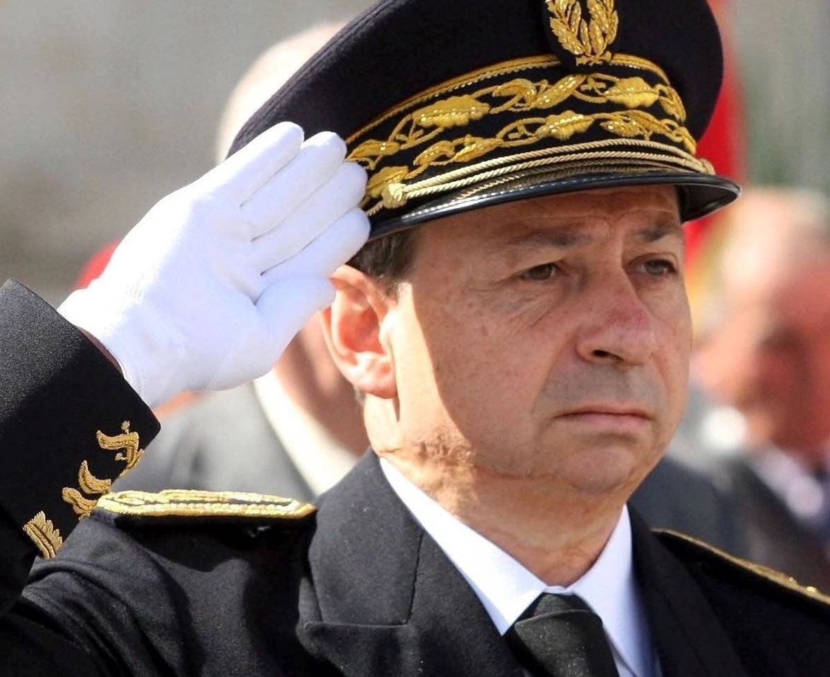 BastionMediaFR's tweet image. 🔴🇫🇷 𝗙𝗟𝗔𝗦𝗛 𝗜𝗡𝗙𝗢 — Le préfet de la Gironde, Étienne Guyot, révèle que 49% des délinquants sur la voie publique sont des ÉTRANGERS.

Ce chiffre n’inclut pas les Français « d’origine étrangère », qui participent également de manière significative à l’insécurité touchant la…