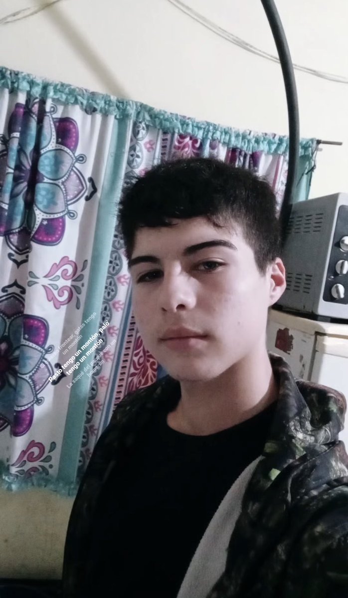 la cara de un tipo que se convirtio en asesino por una concha boliviana y usada