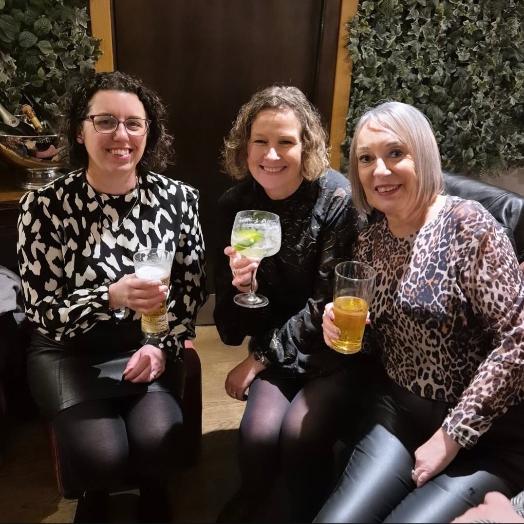 hethnic78's tweet photo. Great night last night with the work peeps but didn't take a single photo (unusual for me!) so here's one I stole earlier! 🤪 https://t.co/DpVcaRbfs4