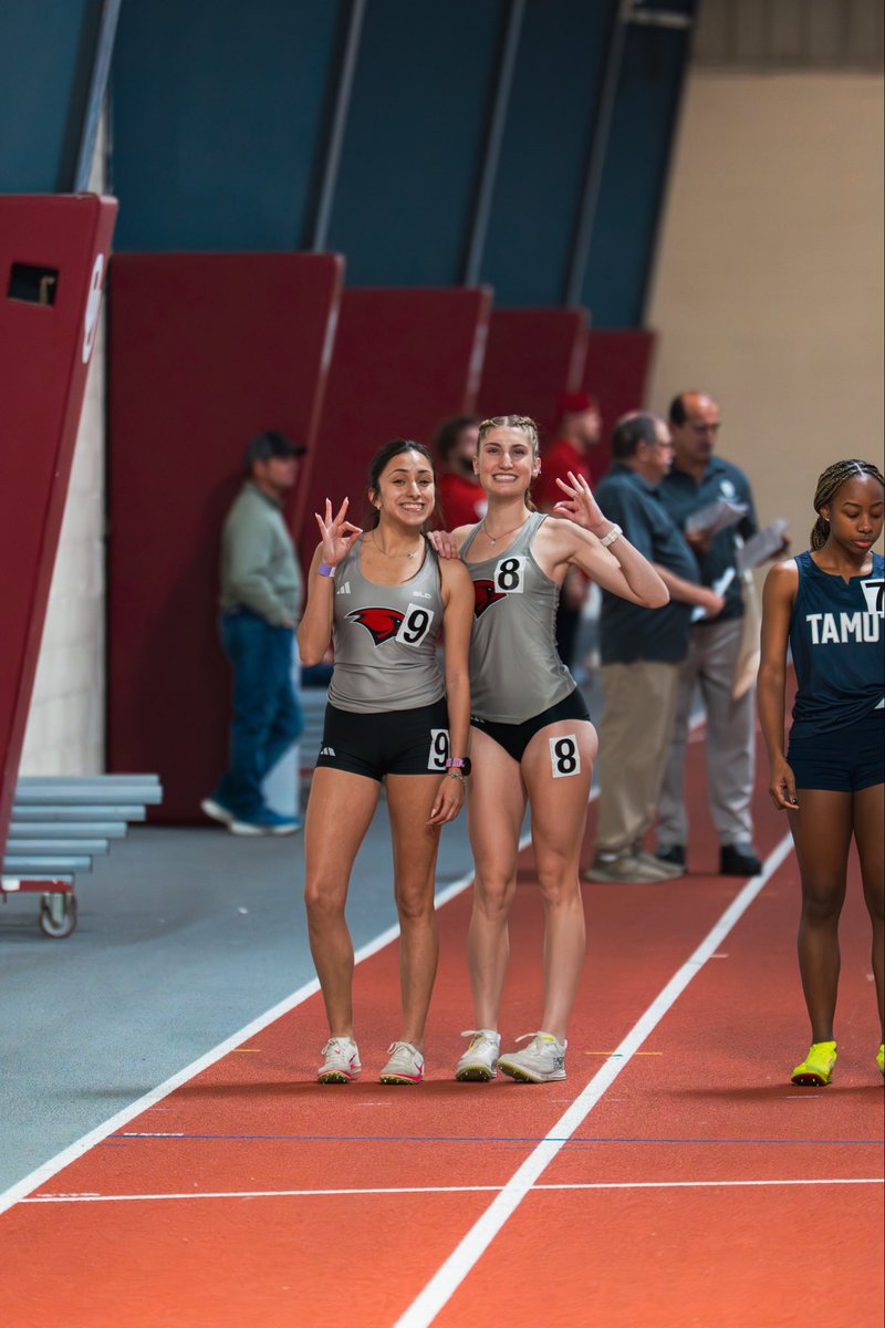 UIW Track and XC tweet media