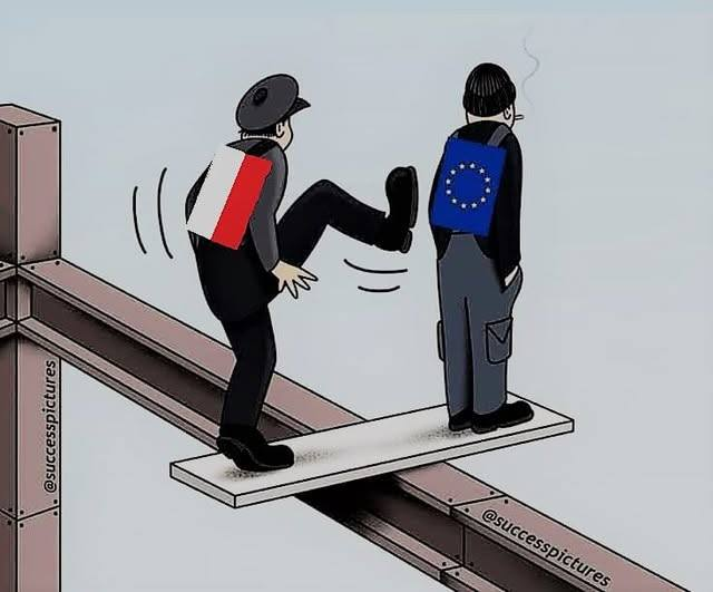 Do ,,inteligentnych'' zwolenników PiS, namawiają was, do wyjścia z UE. To wy i przy okazji my, dostaniemy po dupie. Oni są ,,zarobieni'' na pokolenia, oni mają miliony, a co wy macie? To czeka i was i nas, gdy posłuchacie tych prestidigitatorów, którzy liczą na waszą głupotę.