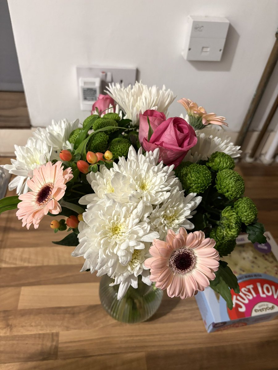 ashley is NOT OK☆ tweet media