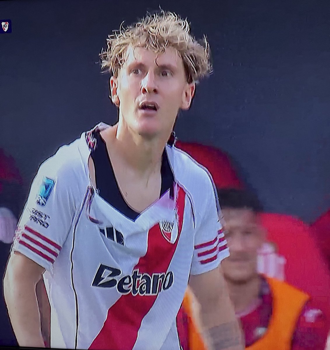 Le rompieron la telita a Colidio