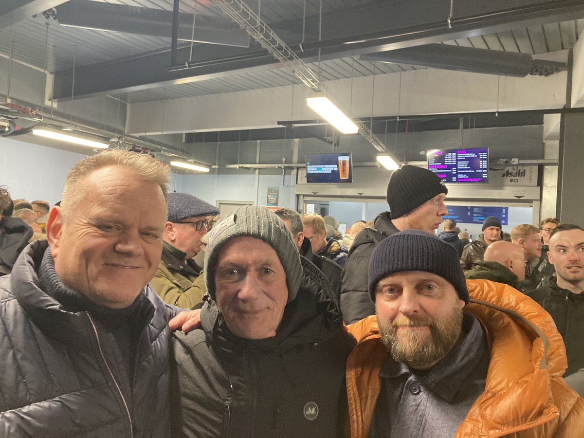PJones941's tweet photo. Good day watching MCFC#CTID https://t.co/TdkyUw3Y0q