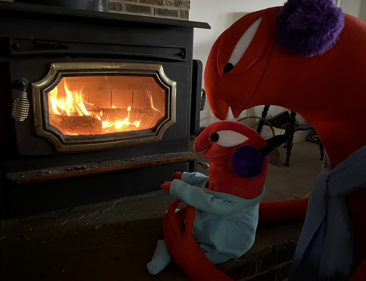 basicallyedd's tweet image. staying warm
