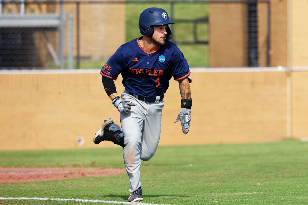 uttylerbaseball's tweet photo. Dreaming about sunny days at the ballpark ☀️ https://t.co/dvOzcRK20M
