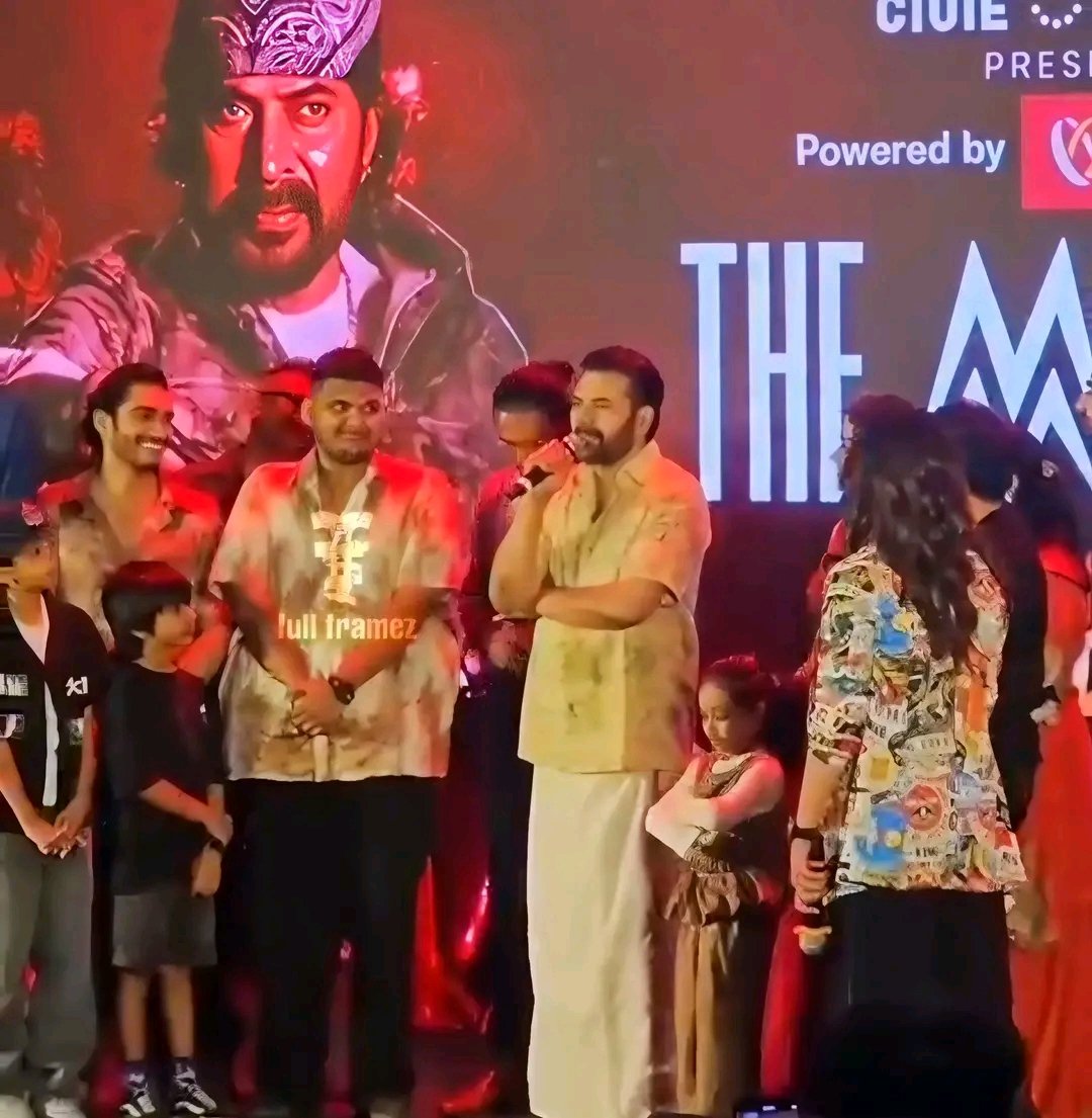 New rule ⚠️
മമ്മൂക്ക മൊഴിയുന്ന ഊ*#%ത്തരം ഒക്കെ എല്ലാരും ഫൺ ആയിട്ടെടുക്കണം.. 🙏

#ChathaPacha #Mammootty