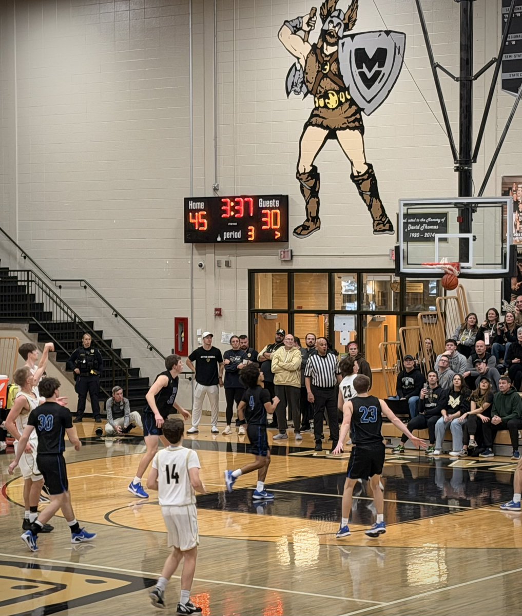 Brady Days tweet media