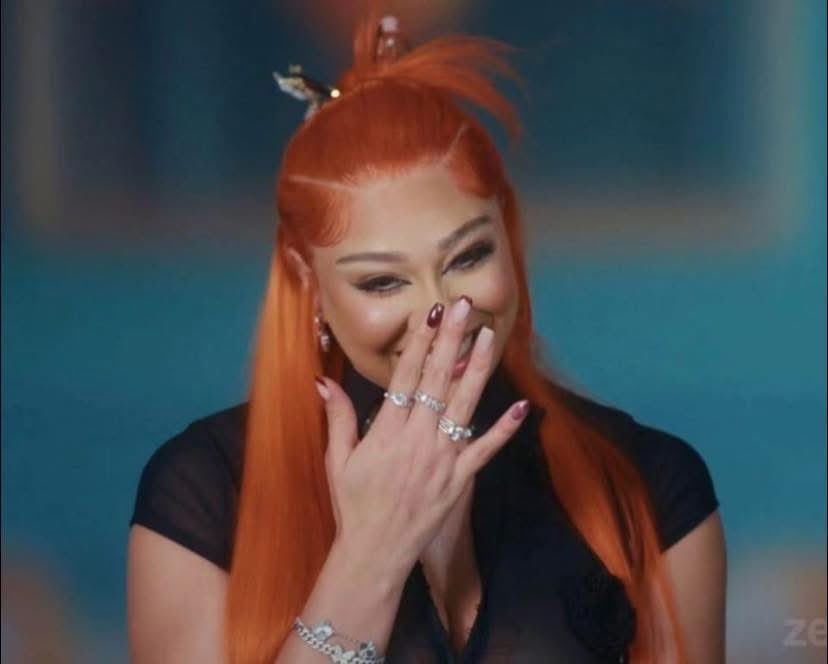 layxsnv's tweet image. me acting shy, knowing very well that i’m so crazy