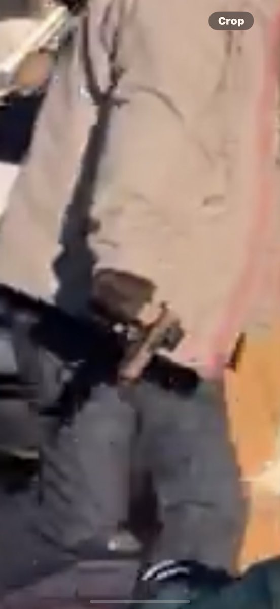 Botzy2k's tweet photo. @00AgentSquirrel @HollyBe28811612 @kerryowen1 @MeachamDr This is where the gun was when the first shot was taken btw https://t.co/lJ22WEFmW9